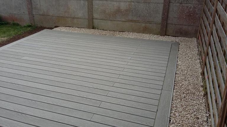 Terrasse en bois composite
