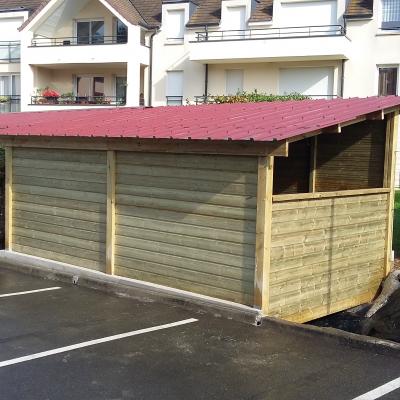 Local à vélo en bois sur bassin de rétention pour une copropriété de LÈVES 